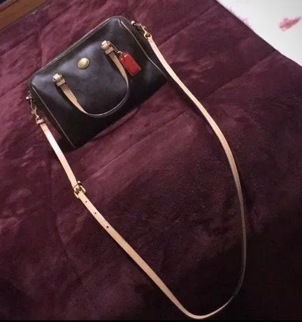 Crossbody Bag - Image 3