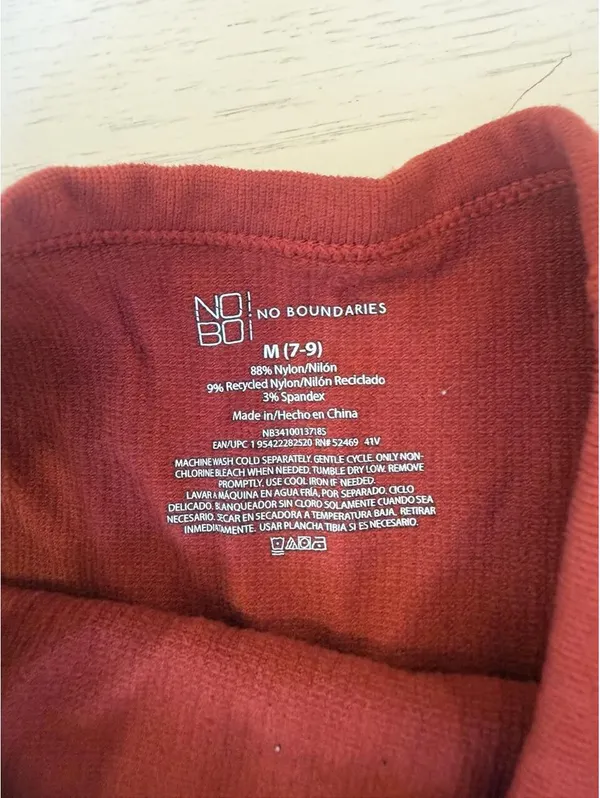 No Boundaries Burgundy Ribbed Tank Top Size Medium - Image 2