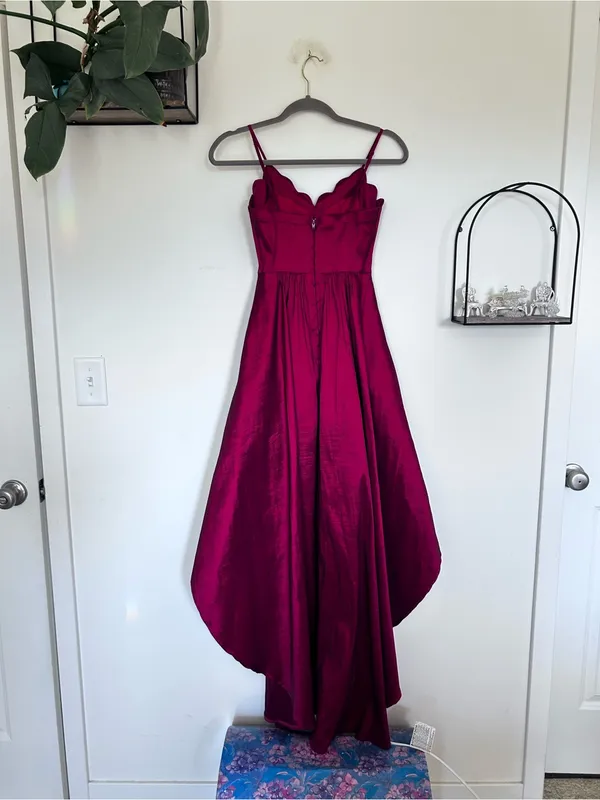 Windsor Burgundy Scalloped V Neck High Low Formal Dress Size 1/2 - Image 2