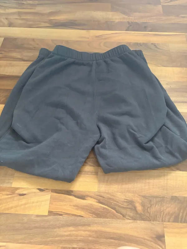 Hollister sweatpants gray size xs long length - Image 4