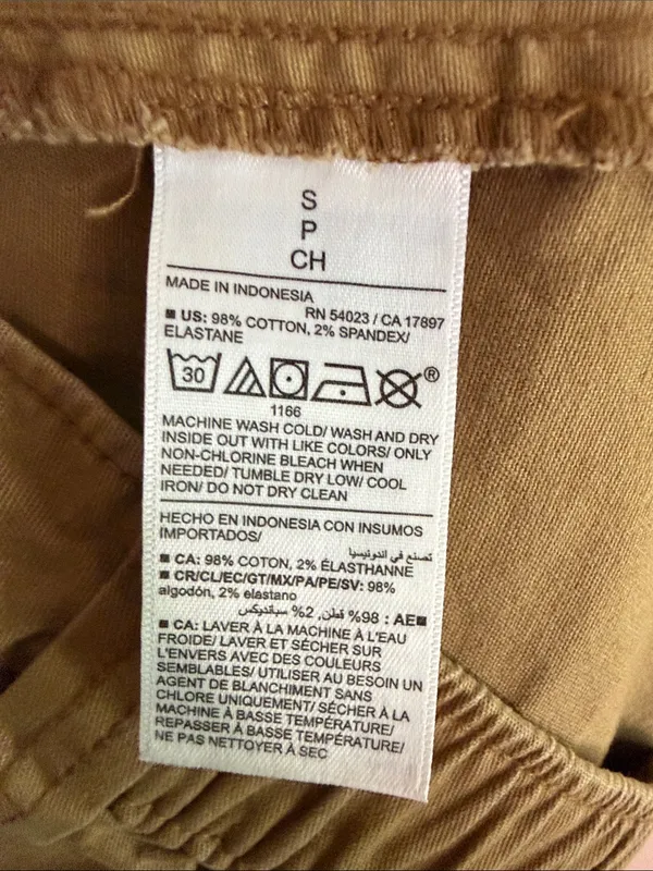 Old Navy Khaki Cargo Bermuda Shorts - Image 5