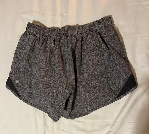 Lululemon Hotty Hot Shorts 4” - Image 2