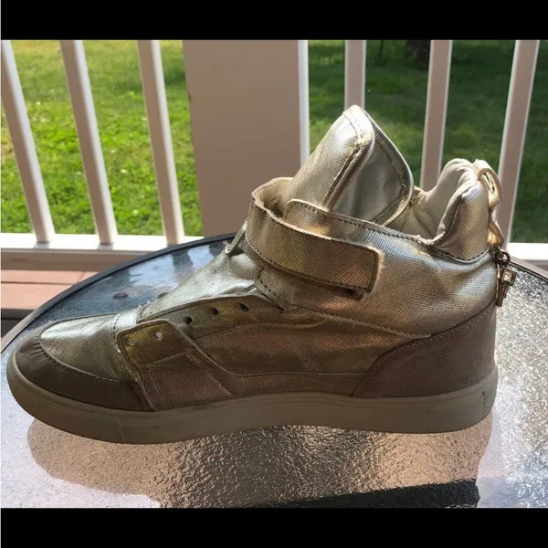 Madden Girl Silver Gold Hi Top Shoes 7 Women - Image 4
