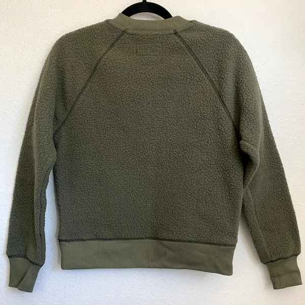 NEW Everlane The‎ Renew Teddy Fleece Sweatshirt in Green - Image 3