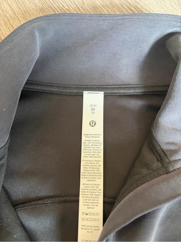 lululemon athletica Charcoal Half-Zip Sweatshirt - Image 3