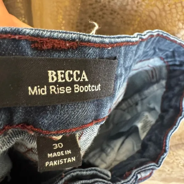True Religion Becca Mid Rise Boot Cut Dark Wash Jeans Size 30‎ - Image 3