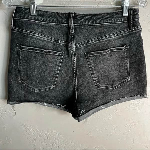 Universal Thread Washed Black High Rise‎ Shortie Raw Hem Denim Shorts - Image 5