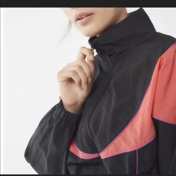 Urban Outfitters Jacket Windbreaker Lightweight XS - Image 3