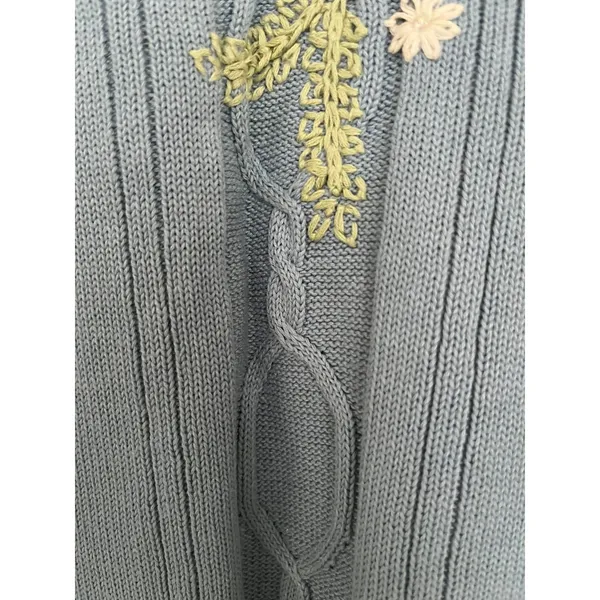 VTG Alfred Dunner Embroidered Floral Beaded Pastel Blue Pullover PS - Image 8