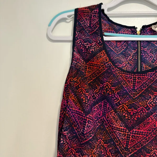 Japna Sleeveless Women Sz: L Chiffon Zigzag Colorful Tank Blouse Top. Zip Back. - Image 9