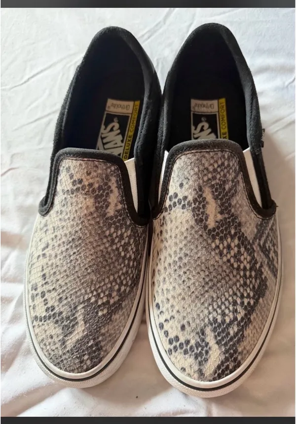 Snakeskin Vans Slip-On Silver - Image 2