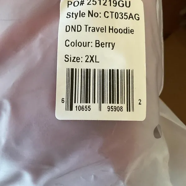 NWT COMFRT DND travel hoodie in BERRY. Size: XXL Size 2X - Image 3