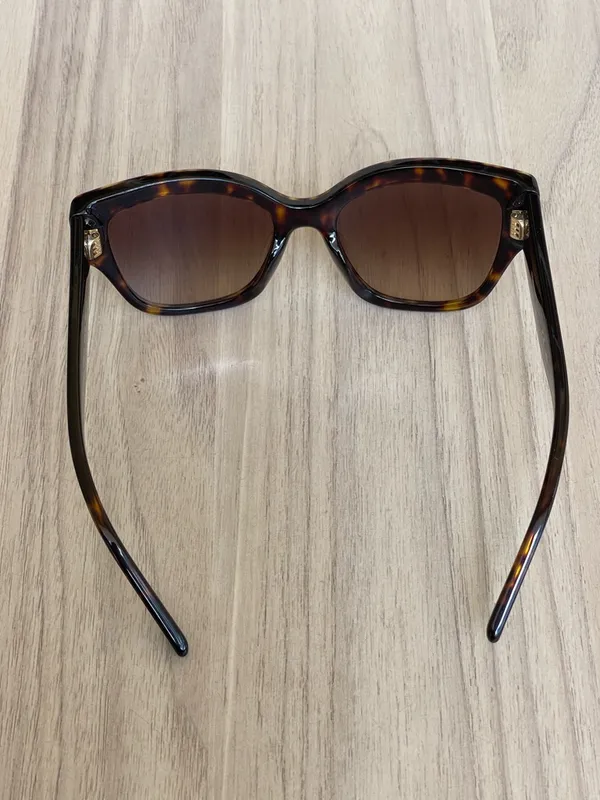 Tory Burch Tortoiseshell Cat-Eye Sunglasses with Brown Gradient Lenses - Image 7