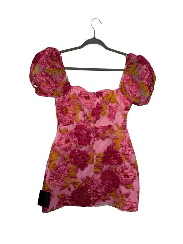 🌸💖 Lulu’s Pink Floral Jacquard Puff Sleeve Mini Dress NWT Size Medium 💖🌸‎ - Image 5