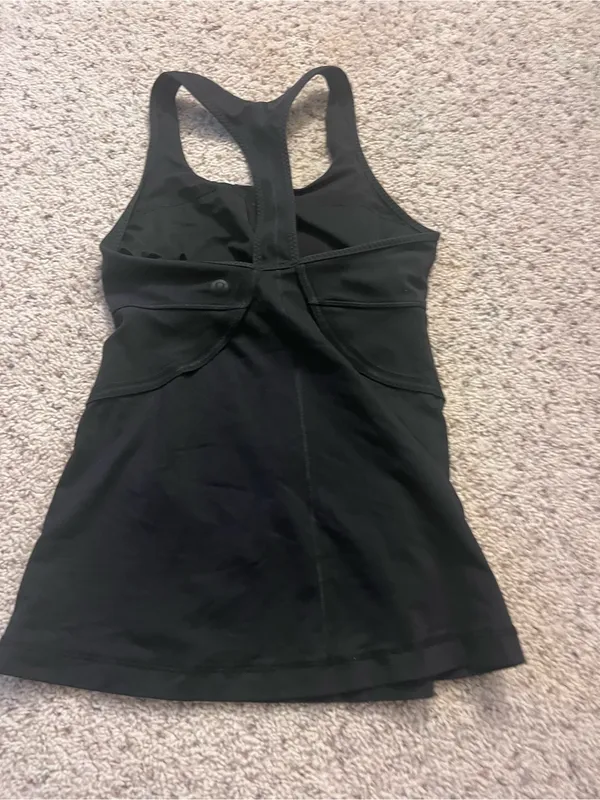 black Lululemon racerback tank top size 6 - Image 4