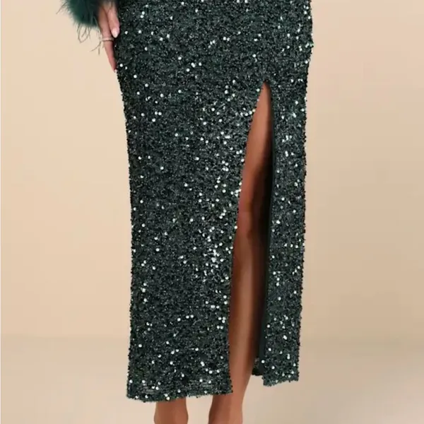 Lulu's Glittering Sequin green Midi Skirt size large - Image 2
