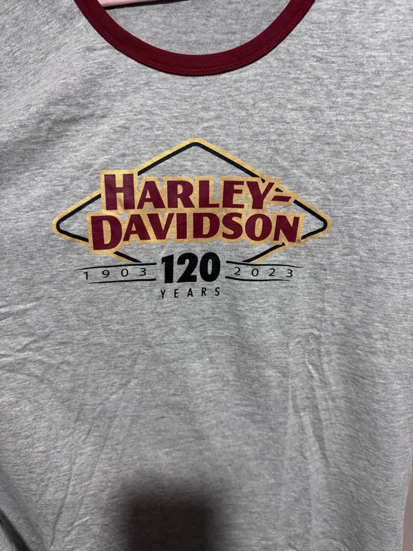Women's Harley-Davidson Gray Tee with Maroon Neckline and Anniversary Logo XL - Image 5