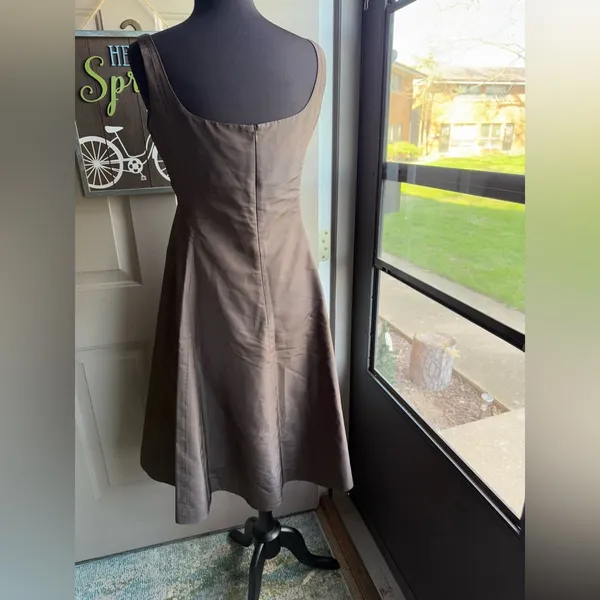 Vintage Y2K J. Crew brown silk holiday sleeveless dress, size 12 - Image 8