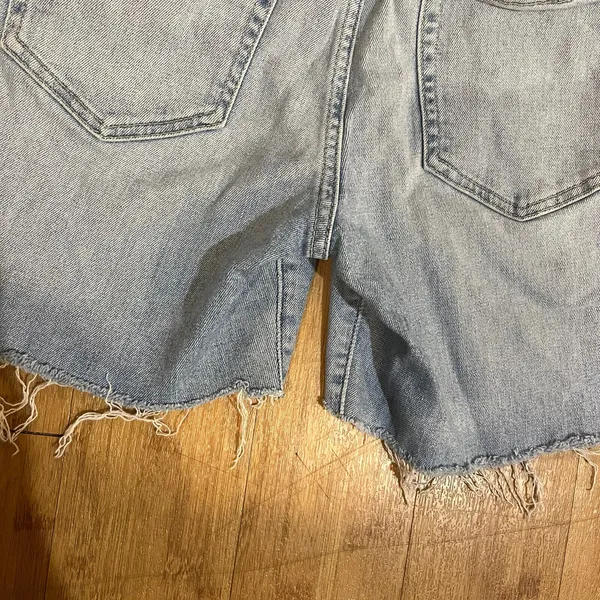 HOLLISTER Ultra hi-rise Mom Shorts Cut‎ Off Belted 1R 25 Denim Blue Jeans - Image 5