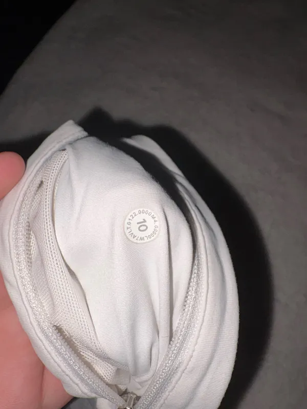 Lululemon Speed Up Shorts 4" - Image 4