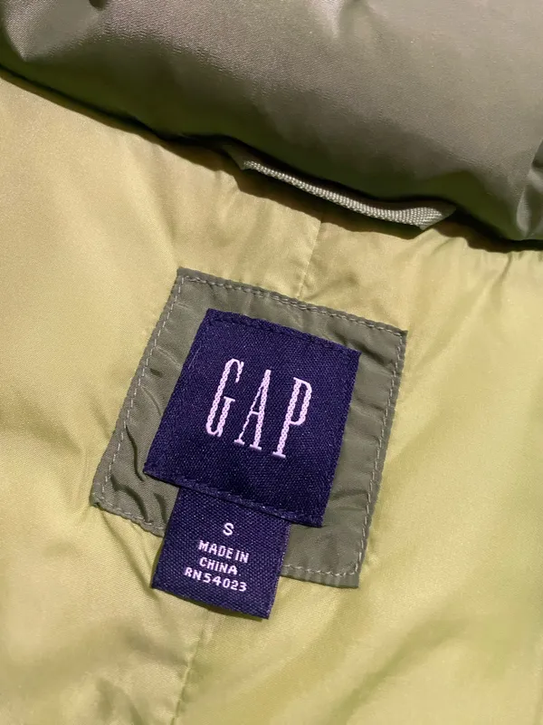 GAP green puffer vest - Image 2
