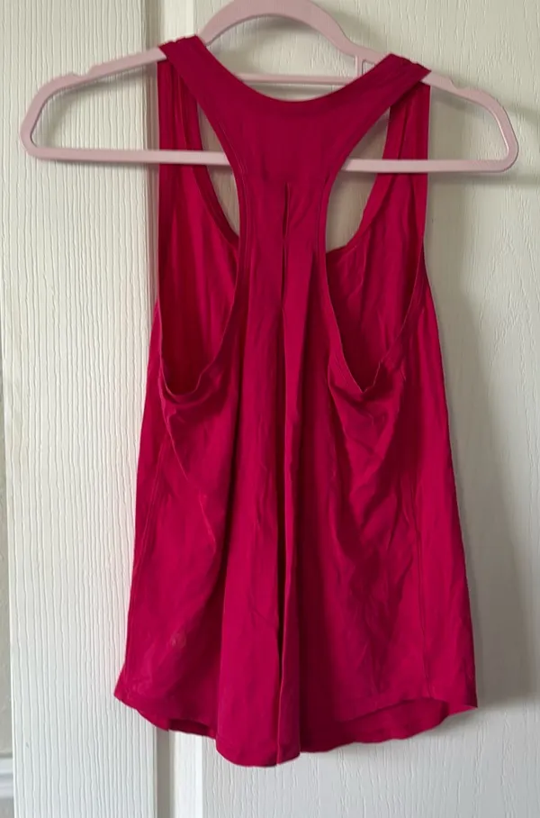 RARE Lululemon Pleated Love Tank Fuscia - Image 2