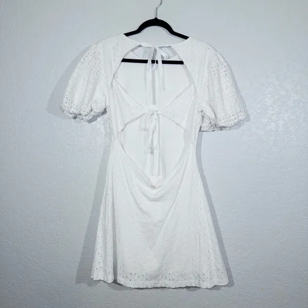 Free People White Apricot Rose Eyelet Mini Dress Size Small - Image 7