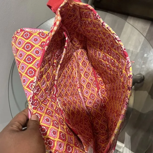 Vera Bradley Vibrant Large Red Paisley Women's Messenger Bag - Image 4