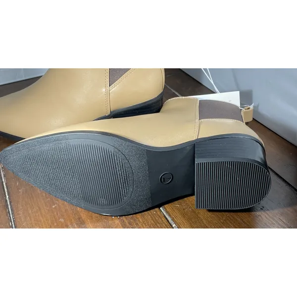 Universal Threads 7 Chelsea Boots Tan Pointed Toe Block‎ Heel Ankle Booties NEW - Image 5