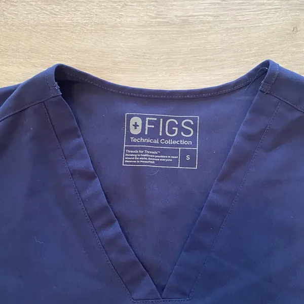FIGS Navy Blue Casma Top Zamora Jogger Scrub Set Women's size XS / Small Petite - Image 3