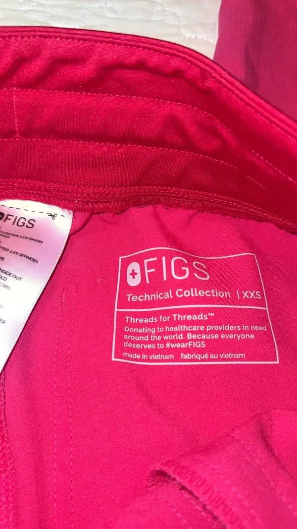 Figs High Waisted - Skinny Scrub Pants - Image 2