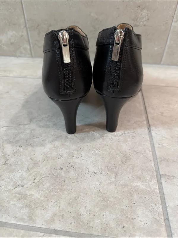 LifeStride NWOT Georgia Soft System black zip back boots size 6.5W flex soles - Image 5