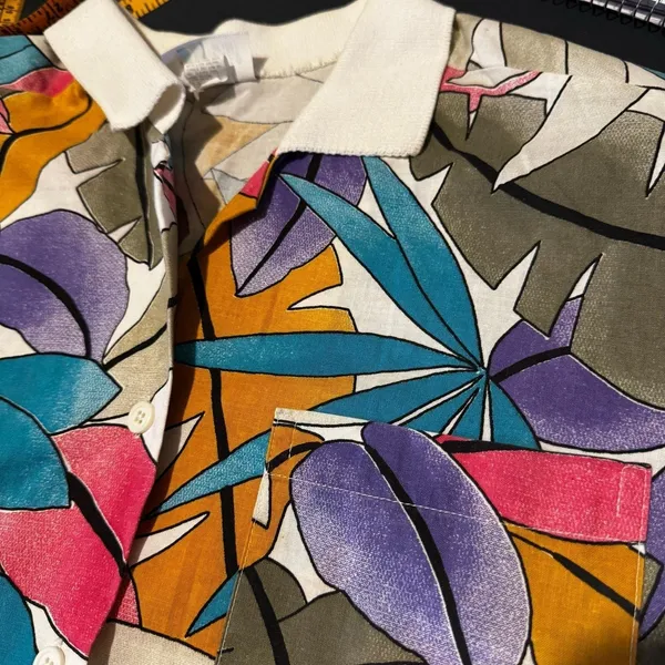 Artsy Tropical Leaf Shirt Womens‎ Medium Multi Color Good Vintage 90s USA - Image 4