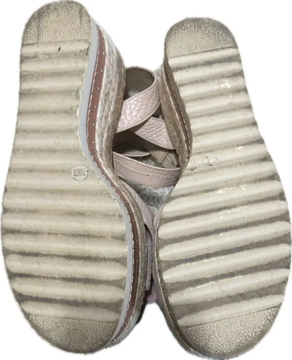 Vince Camuto Platform sandals - Image 3