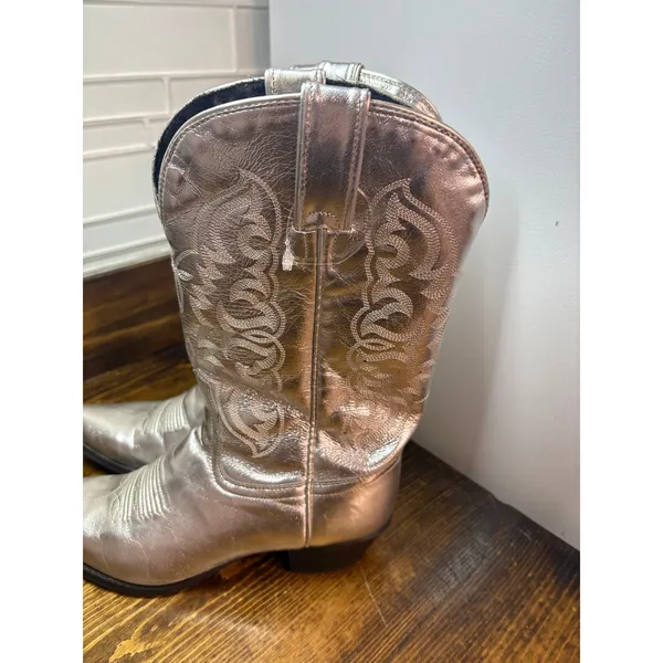 Tony Lama Silver Metallic Cowgirl Boots‎ SIze 6.5 - Image 4