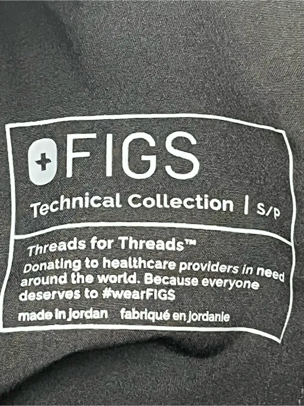 FIGS Technical Collection Women’s Black Cargo Scrub Pants  Small Petite - Image 9