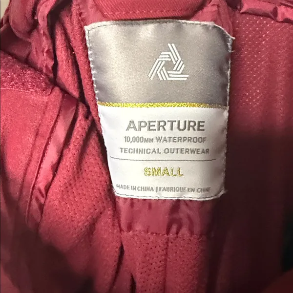 Aperture Cystaline waterproof 10K burgundy red snowboarding pants sz S - Image 9