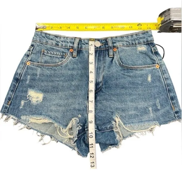 BLANK NYC Jean Shorts - Image 3