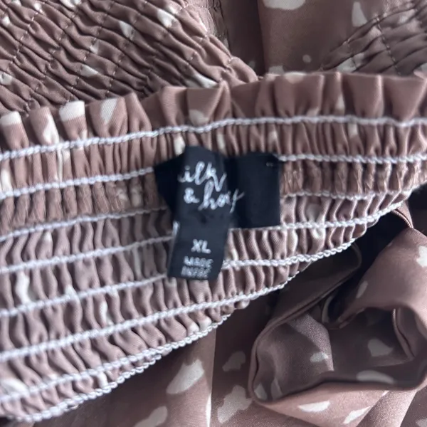 Milk & Honey Top XL Polka Dots‎ - Image 8