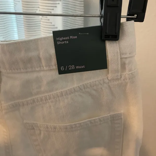 Target High waisted shorts - Image 3
