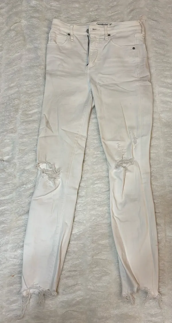 Abercrombie & Fitch - the super skinny ankle high-rise - Image 3