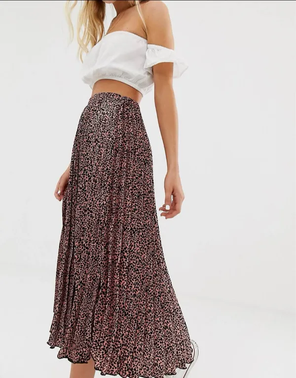 Pull&Bear pleated midi skirt in animal print size XS - Image 3
