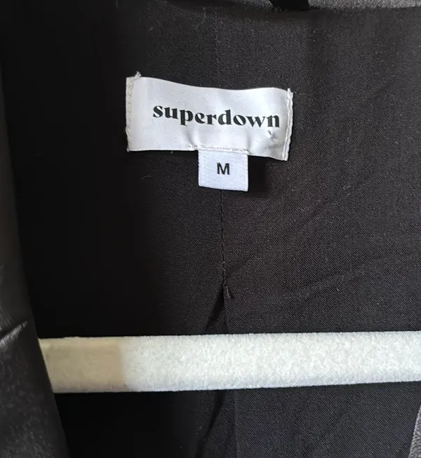 superdown Revolve  Miley black saying oversized blazer dress - Image 8