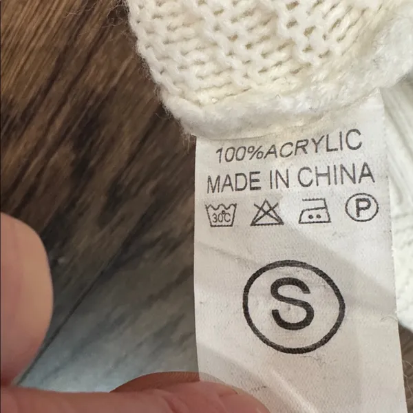 Amazon Tan and Cream Knit Sweater - Image 3