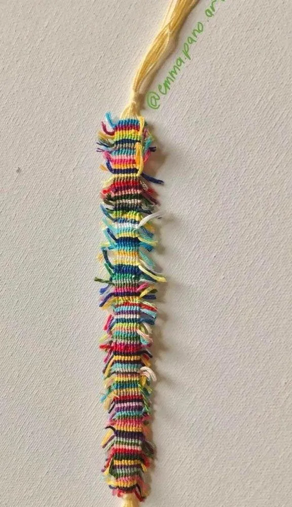 hand made friendship bracelet! - Image 4
