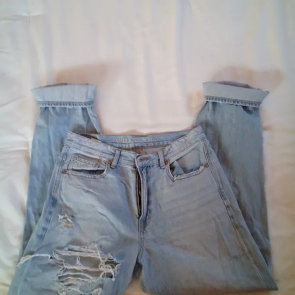 American Eagle ripped cropped jeans - Image 4