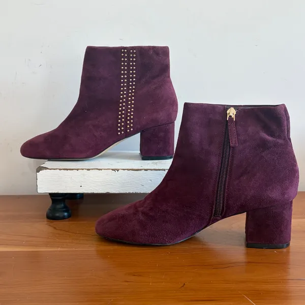 White House Black Market Zeek Plum Suede Studded‎ Block Heel Ankle Boots 7.5M - Image 2