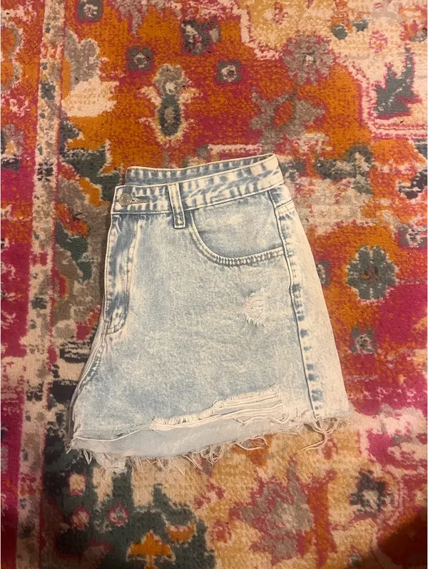 Jean Shorts Blue Size 32 - Image 3