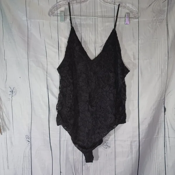 Nine Britton Black Floral Lace Sleeveless V-Neck Festival Whimsigoth Bodysuit - Image 5