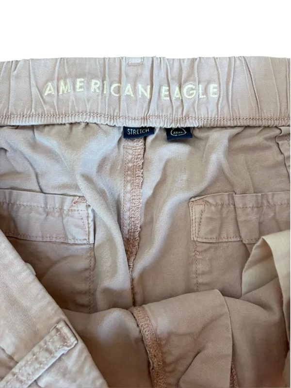 American Eagle Mid Rise Baggy Wide Leg Cargo Pants Womens Size 14 Pale Pink - Image 4